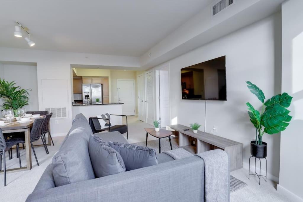 Fantastic 2 Bedroom Condo At Pentagon City Арлингтън Екстериор снимка
