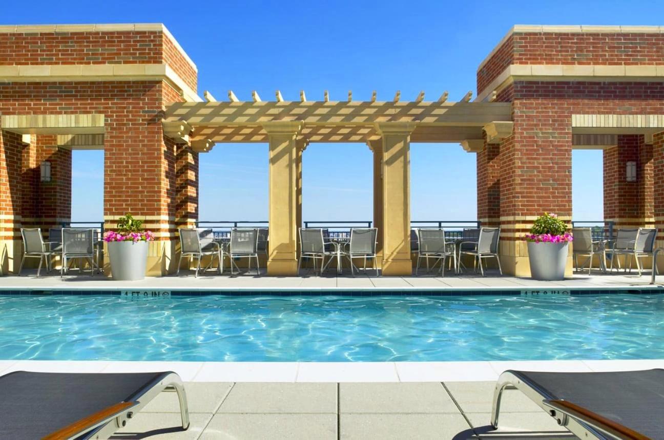 Fantastic 2 Bedroom Condo At Pentagon City Арлингтън Екстериор снимка